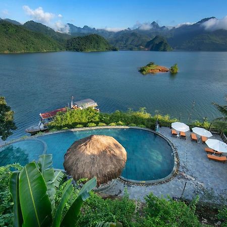 Mai Chau Hideaway Lake Resort Exterior photo